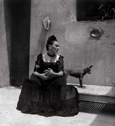 Frida Kahlo – Her Photos