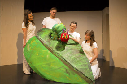 Μία Κάμπια Πολύ Πεινασμένη