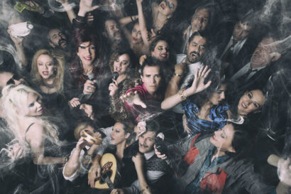 Αυτή η νύχτα μένει