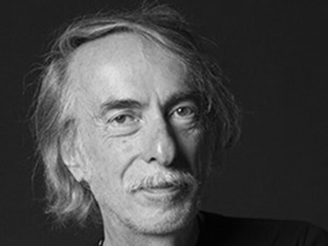 Συζήτηση με τον θεατρικό συγγραφέα Βασίλη Κατσικονούρη στη Θεσσαλονίκη