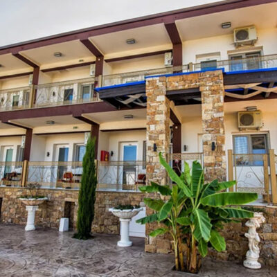 Greek Pride Hotel and Apartments