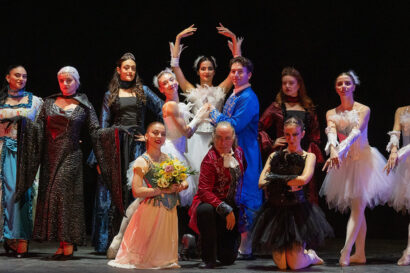 Η Λίμνη με τους Κύκνους