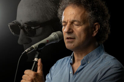 Ο Ανδρέας Καρακότας τραγουδά Σταύρο Κουγιουμτζή